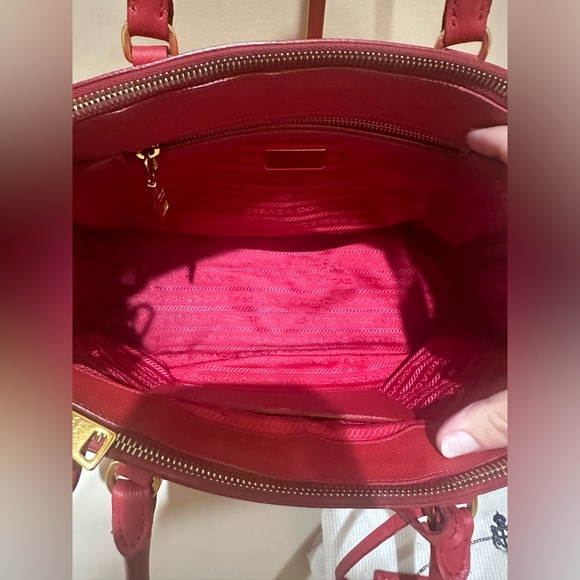 Prada Saffiano Lux Double Zip Tote - Picture 8 of 15